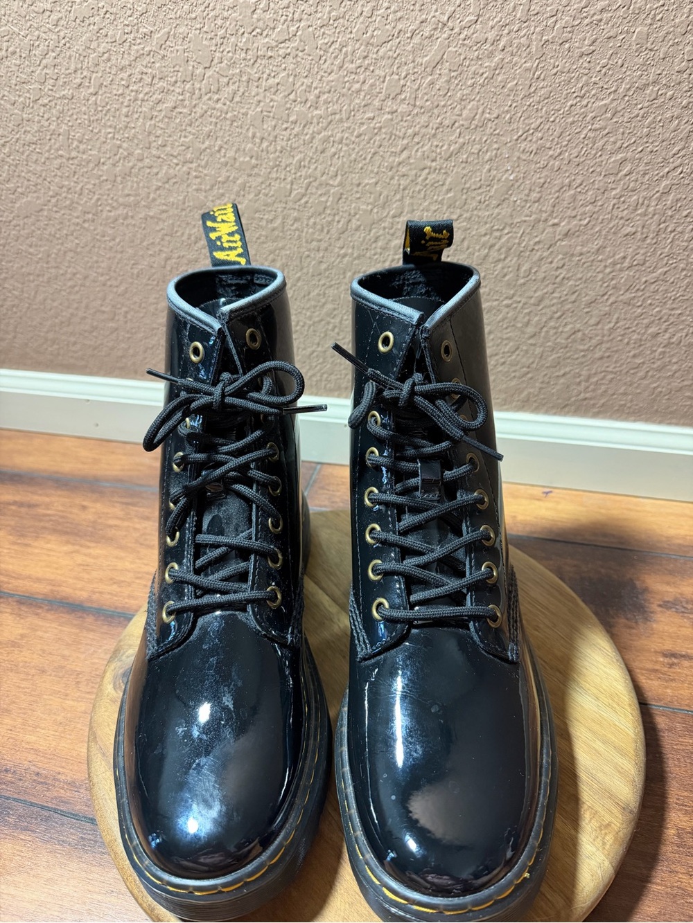 Dr. Martens Black Zavala Patent Leather Lace Up Combat Boots Women’s Size 9 - Picture 7 of 10